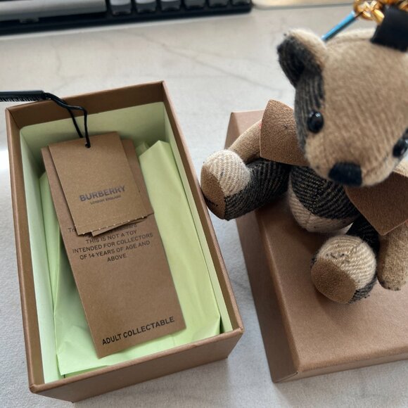 Authentic Burberry Thomas Bear Charm - Picture 2 of 2